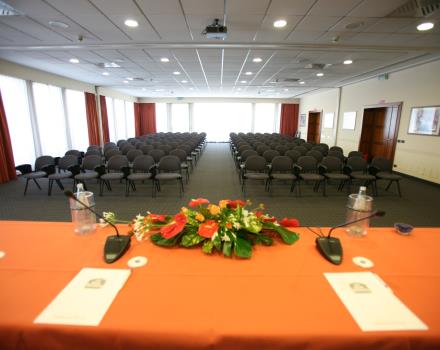 Farnese Meeting Room (3parts)