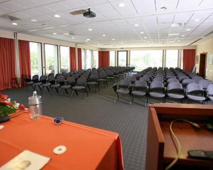 Descubre la sala de congresos del Best Western Park Hotel y organiza tu evento en Piacenza.