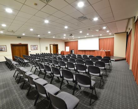 Farnese Meeting Room - A+B Theatre (2 parts)