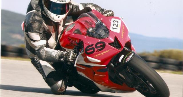 Para los amantes del deporte que les gusta morder el asfalto, el Park Hotel Piacenza ofrece el hermoso camino de Bobbio en Piacenza, con curvas espectaculares, pero también algunos de ventilación directa, donde todos los caballos de la moto.